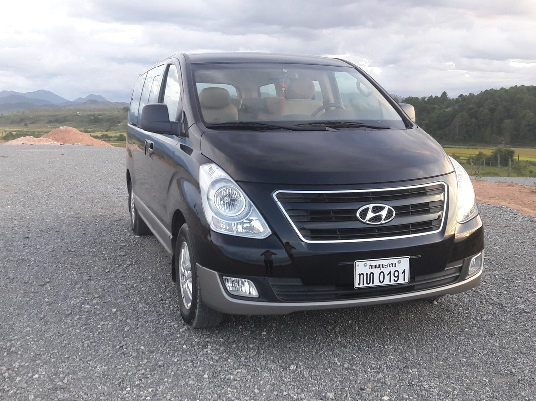 Laos Minivan Tours-旺阳必去景点