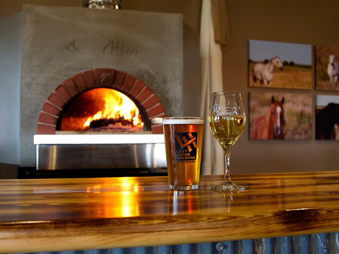 Hebron餐馆和美食-Lazy Horse Brewing & Winery