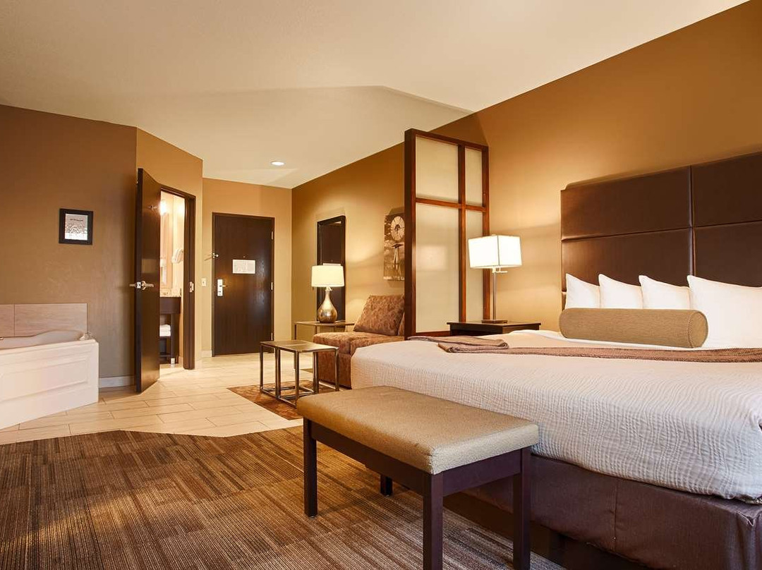 Best Western Plus Night Watchman Inn & Suites主图