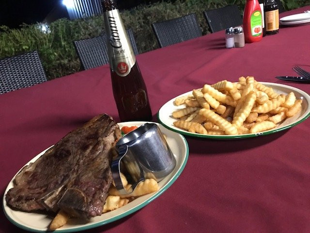 Curtin Springs Wayside Inn主图