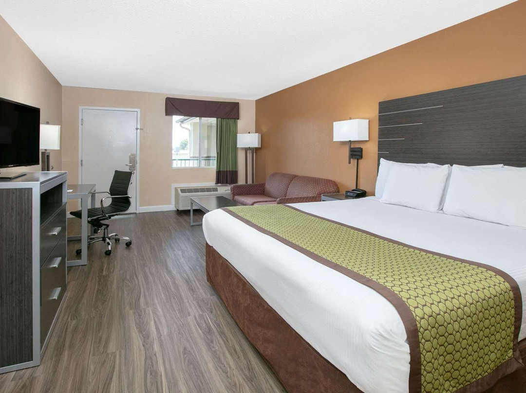 Days Inn by Wyndham Hamilton主图