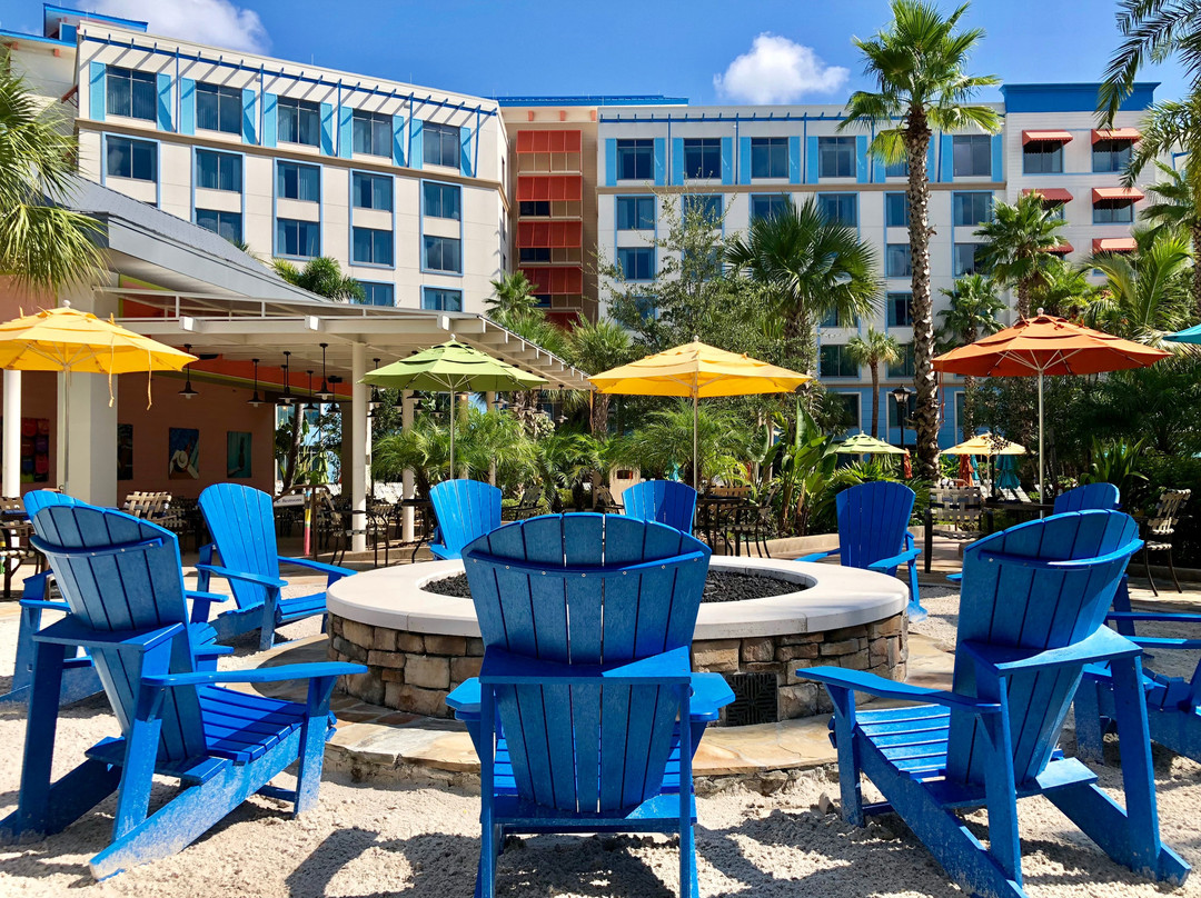 Drhum Club Kantine at Loews Sapphire Falls Resort