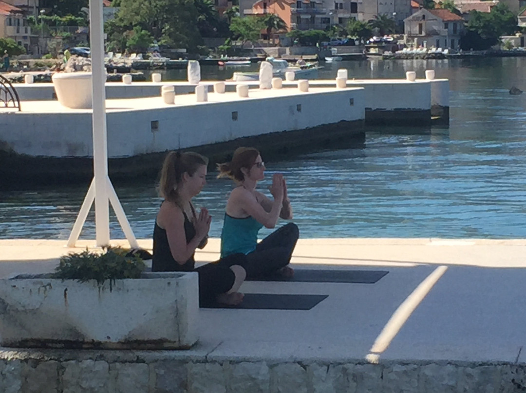 Yoga in Yelapa at the Sky Temple-Yelapa必去景点