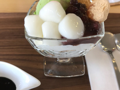 シロマルカフェ