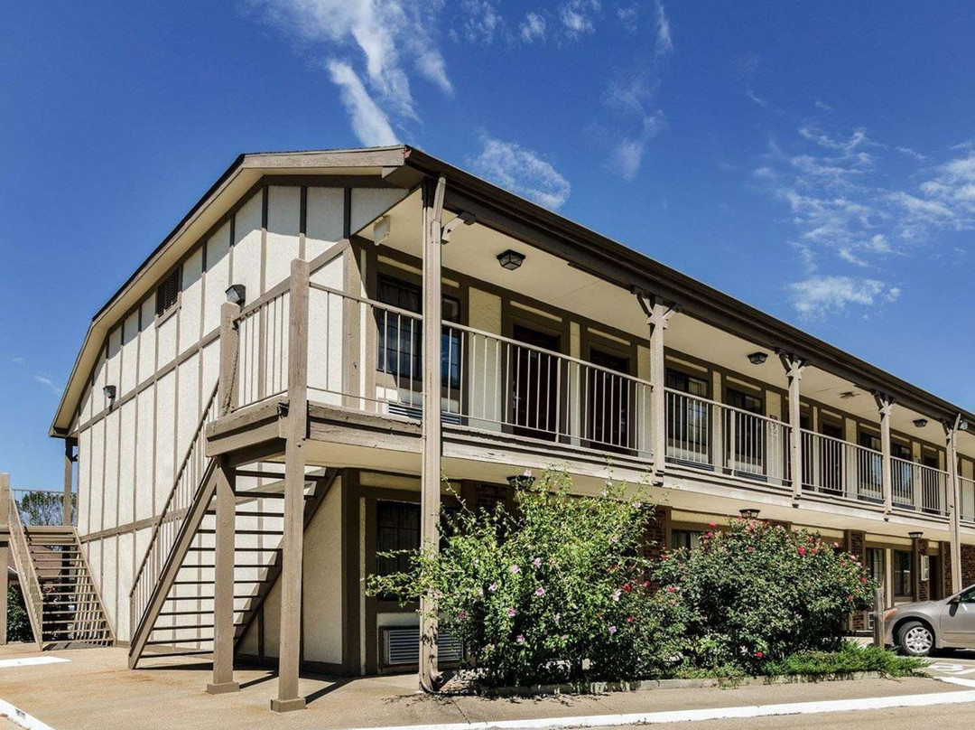 Econo Lodge University主图