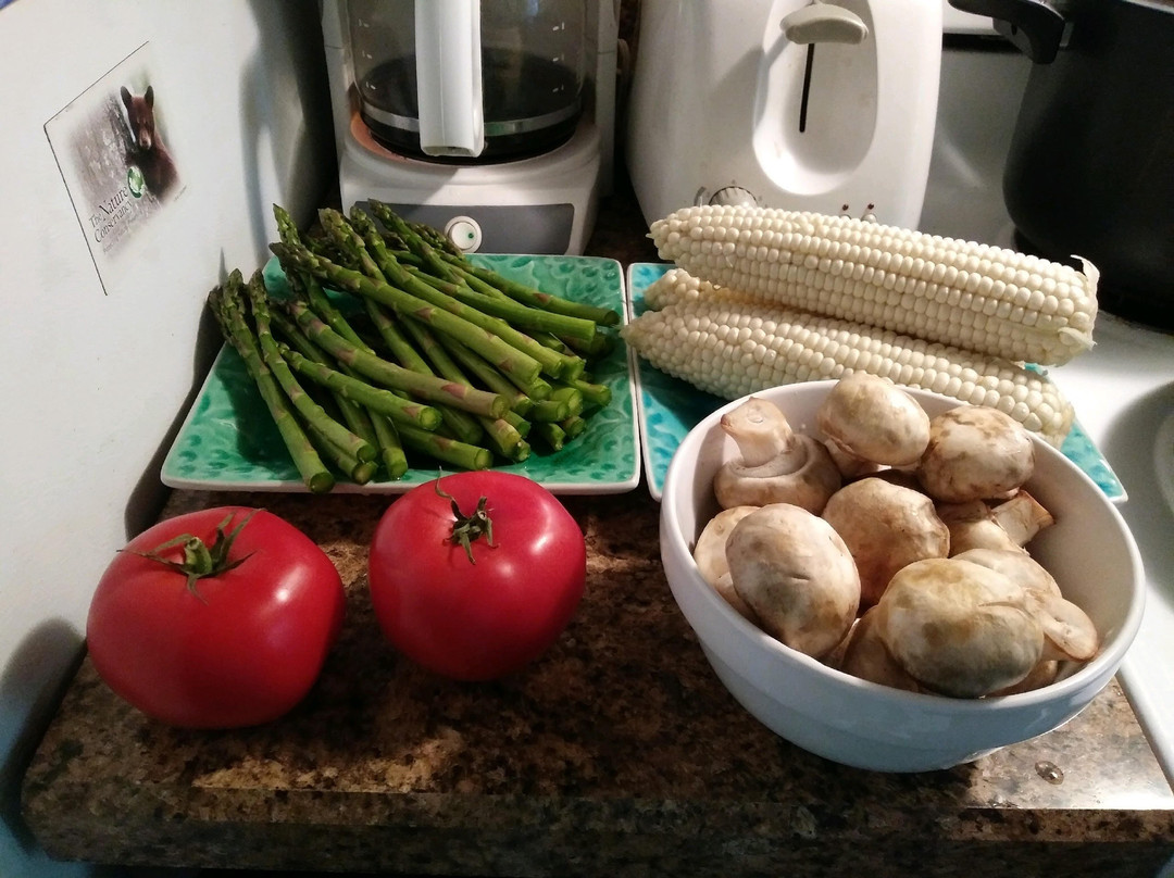 West Shore Farmers Market景点图片