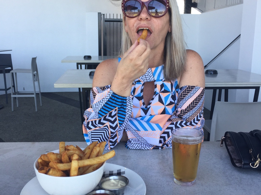 Munster餐馆和美食-The Vale Bar & Brasserie