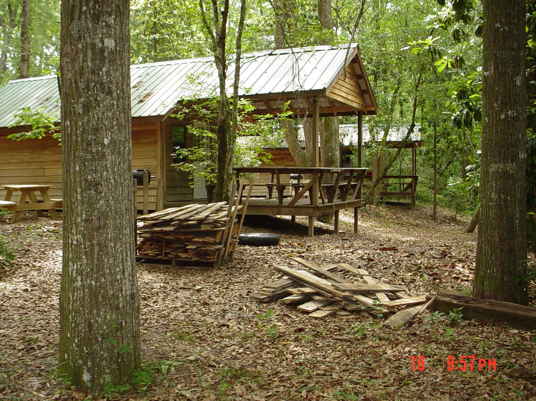 Canoe & Trail Outpost - Day Tours景点图片