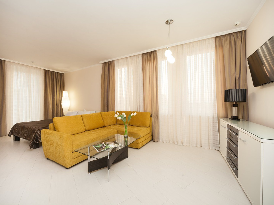 Priboi Beach Hotel主图