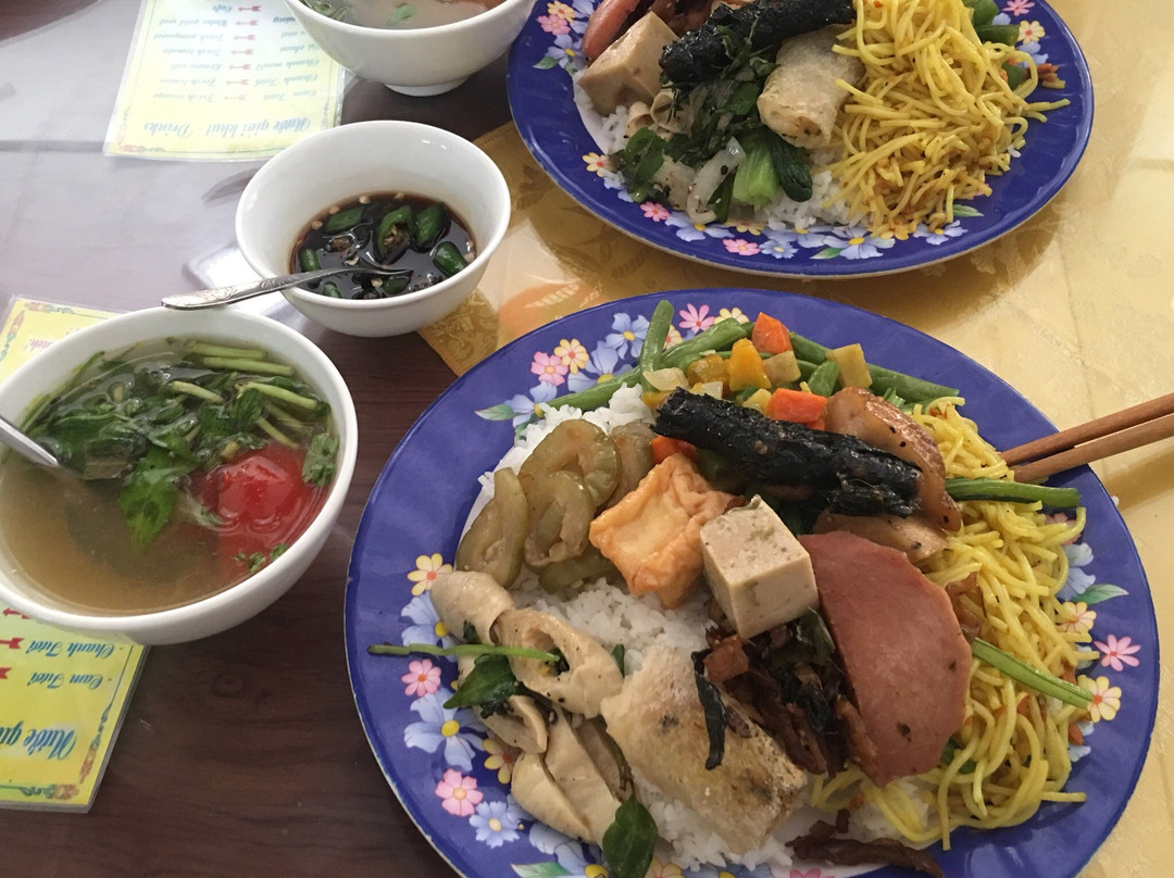 Hoa Phu餐馆和美食-Chay Au Lac