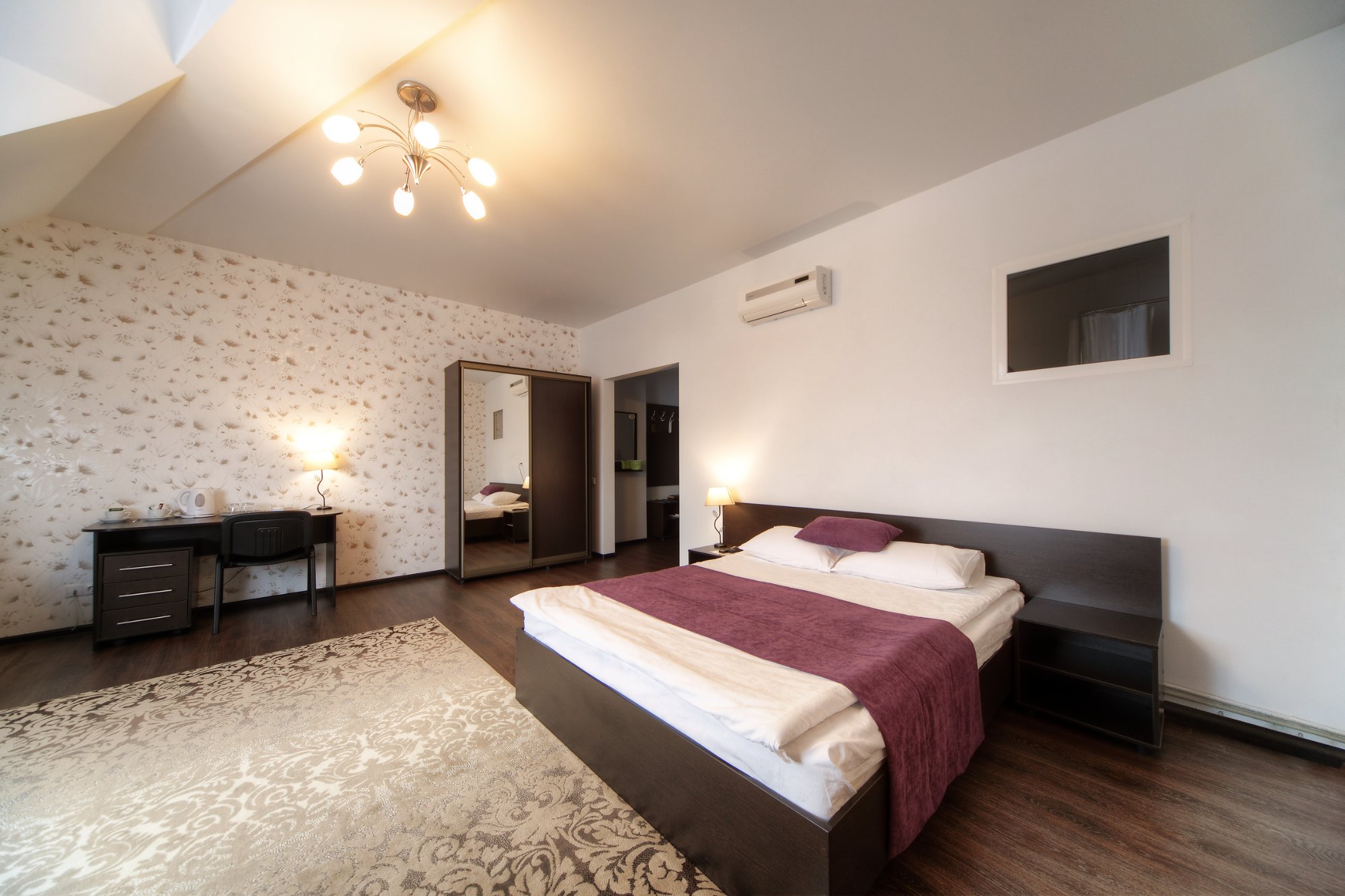 Hotel Prestolny-官方