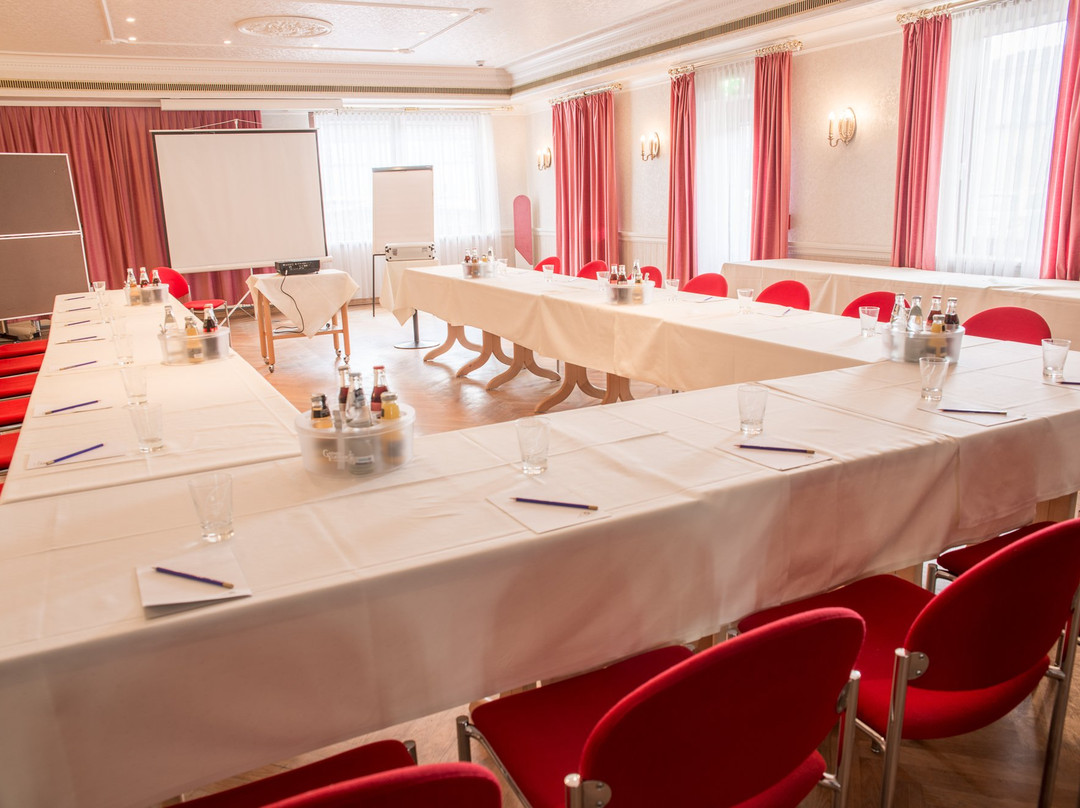 施瓦泽尔安德尔环形酒店主图