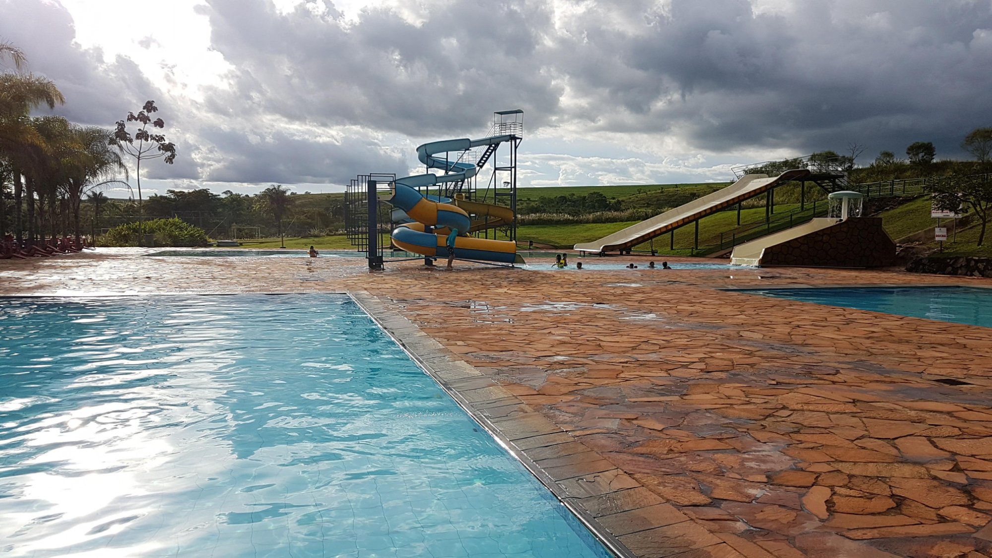 Hotel Fazenda Mutema-泳池