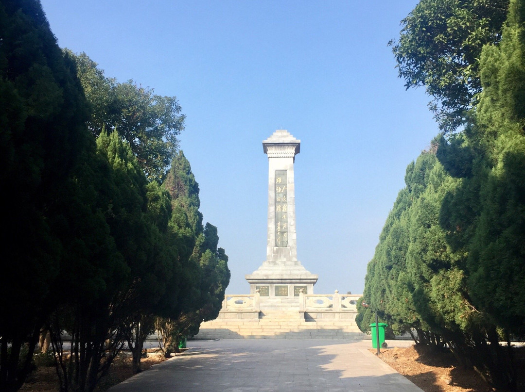 东山战斗烈士陵园景点图片