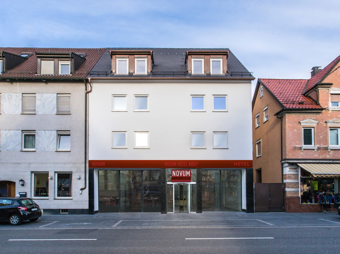 布鲁多米希尔酒店主图