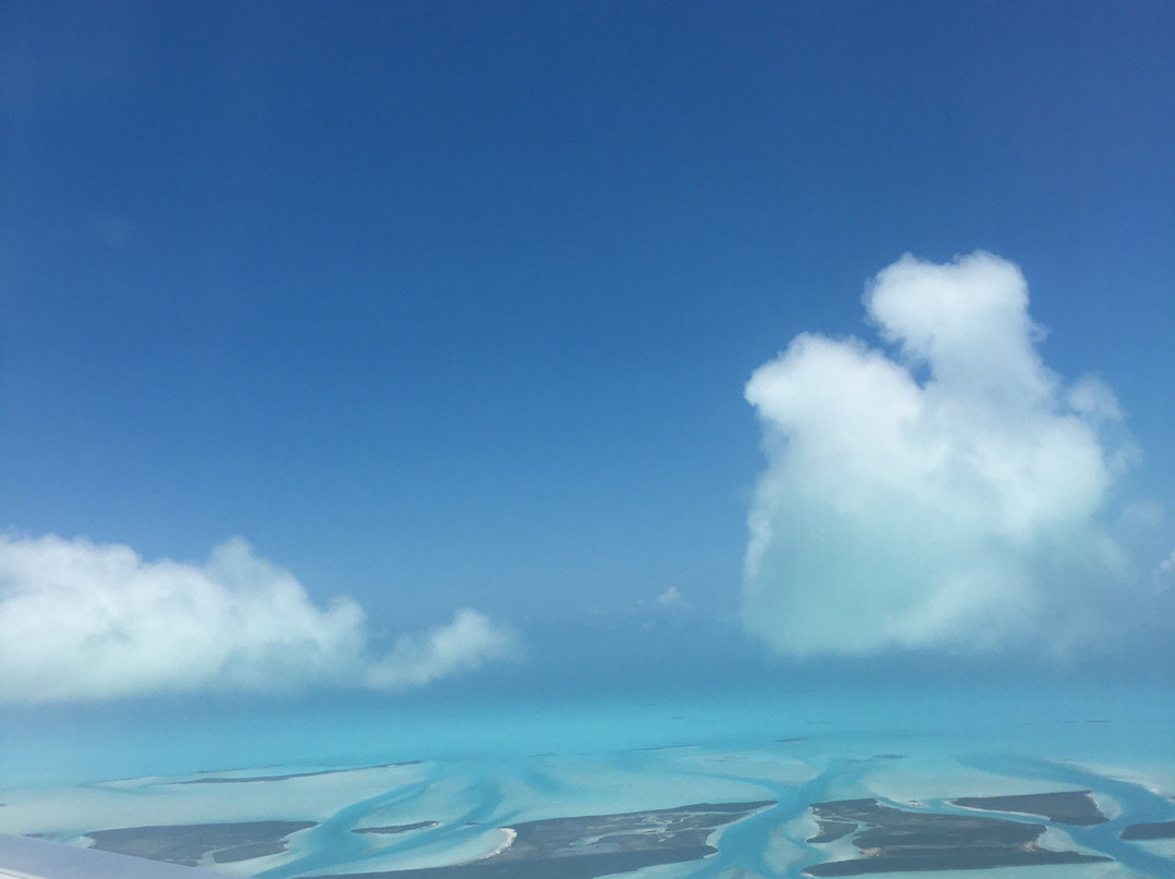 Three Sisters Beach-George Town必去景点