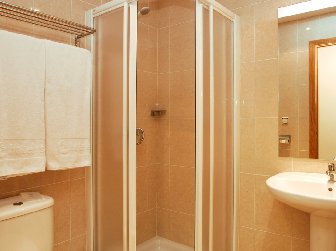Hotel AS Hoteles Monreal主图