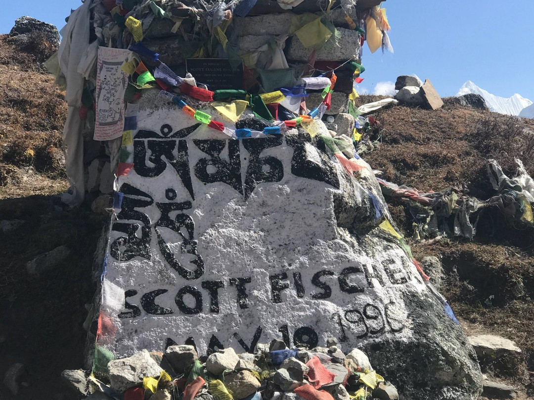 Memorial to Scott Fischer-Khumjung必去景点