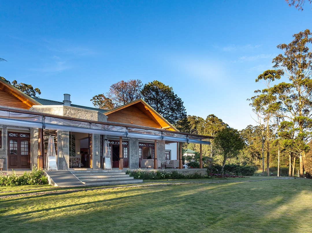 W15 Lake Gregory Nuwara Eliya