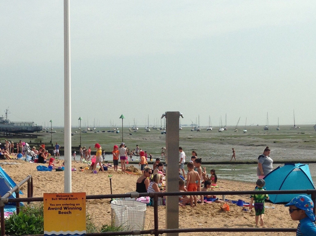 Bell Wharf Beach景点图片