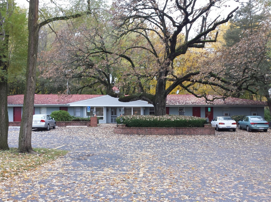 Crystal Lake Motel