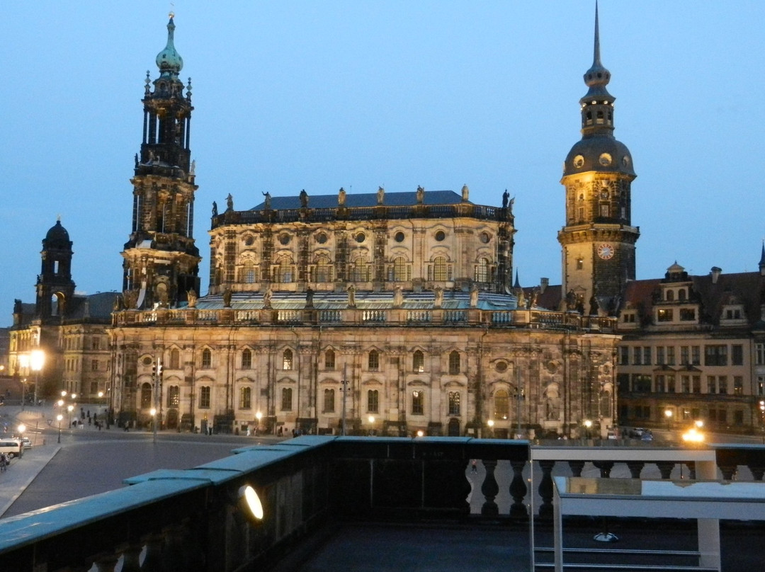 Katholische Hofkirche