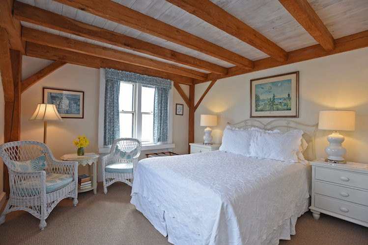 Brant Point Inn