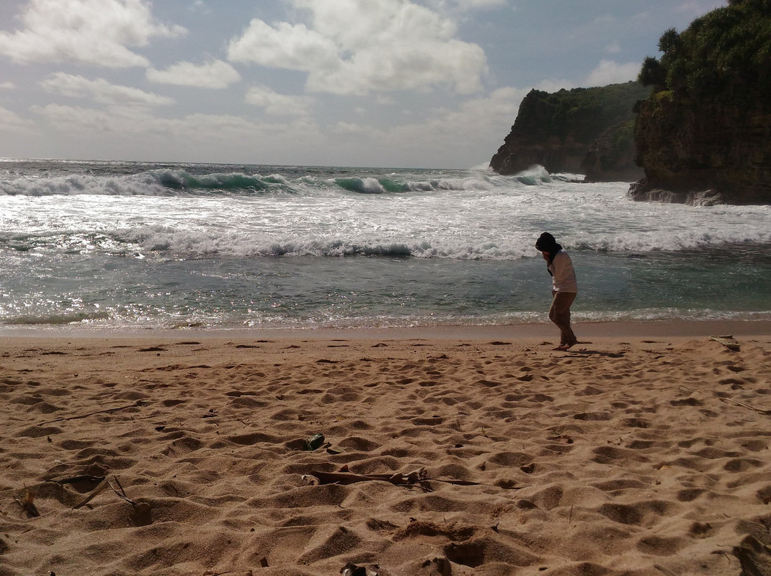 Pantai Ngitun景点图片