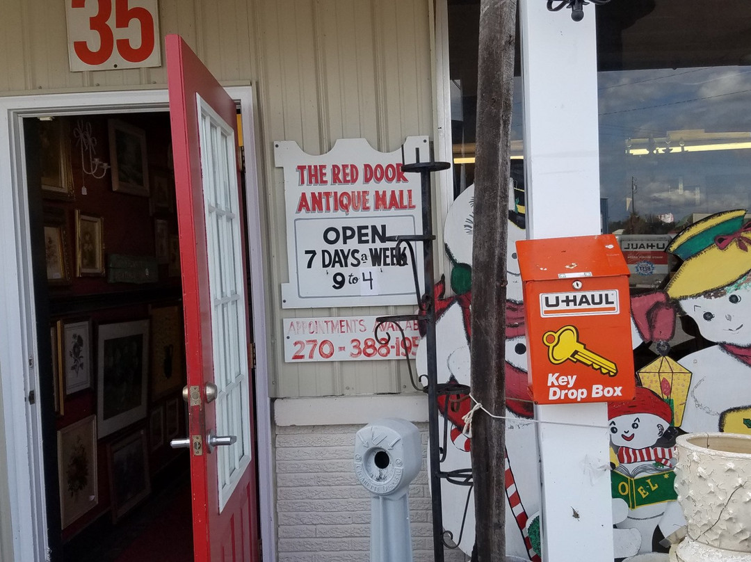 Red Door Antiques景点图片