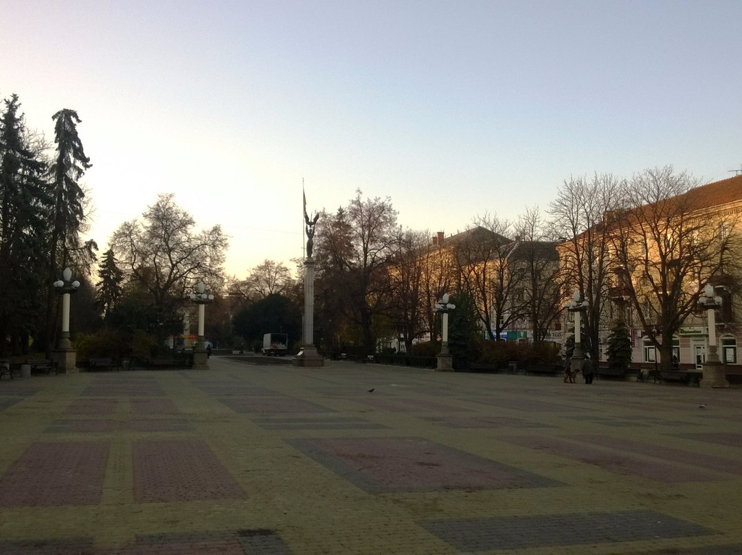 Theatre Square-Ternopil必去景点