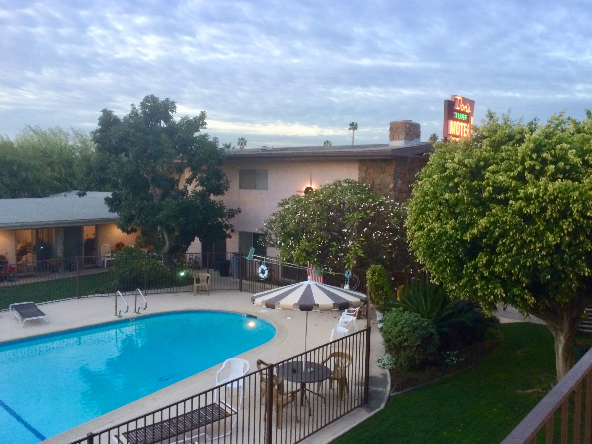 Don's Turf Motel-Los Alamitos-酒店景观