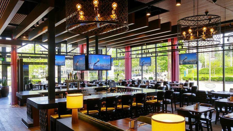 Brown's Social House