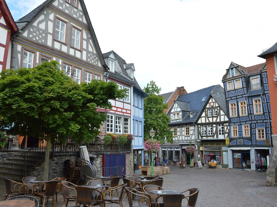 Schiefes Haus景点图片