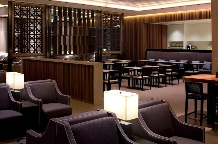 Plaza Premium Lounge Heathrow T2 Departures景点图片