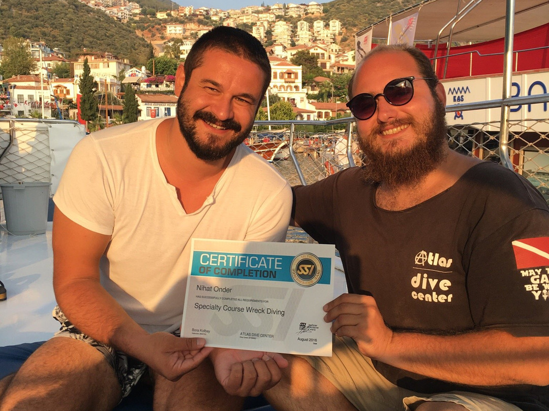 Atlas Dive Center-卡斯必去景点