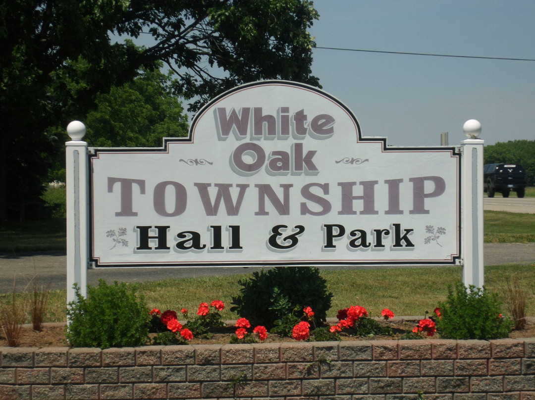 White Oak Township Hall景点图片