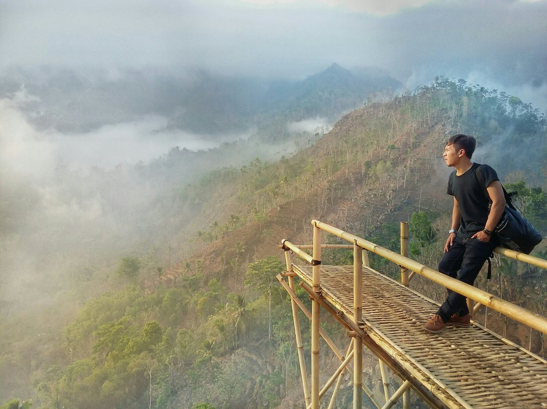 Sukmojoyo Hill-Borobudur必去景点
