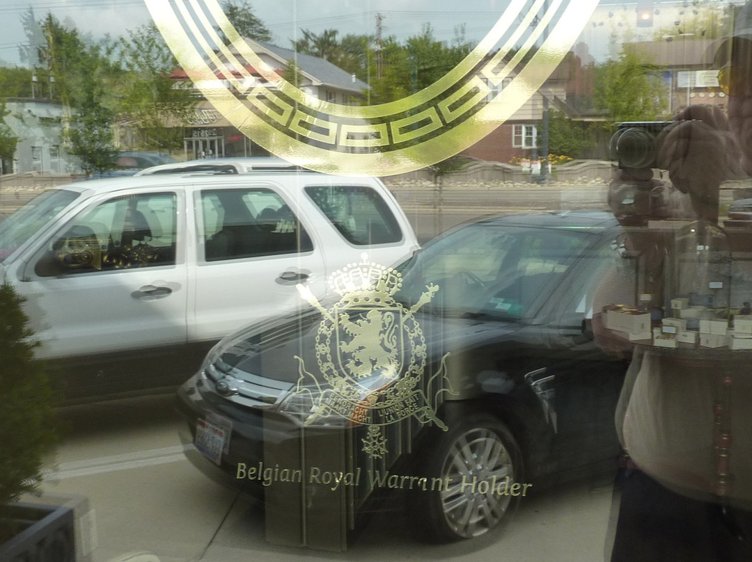 Madame Delluc-Oakwood Village必去景点