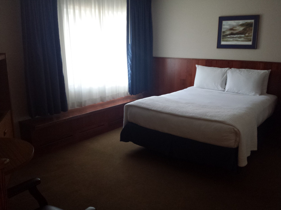 Reluctant Fisherman Inn主图