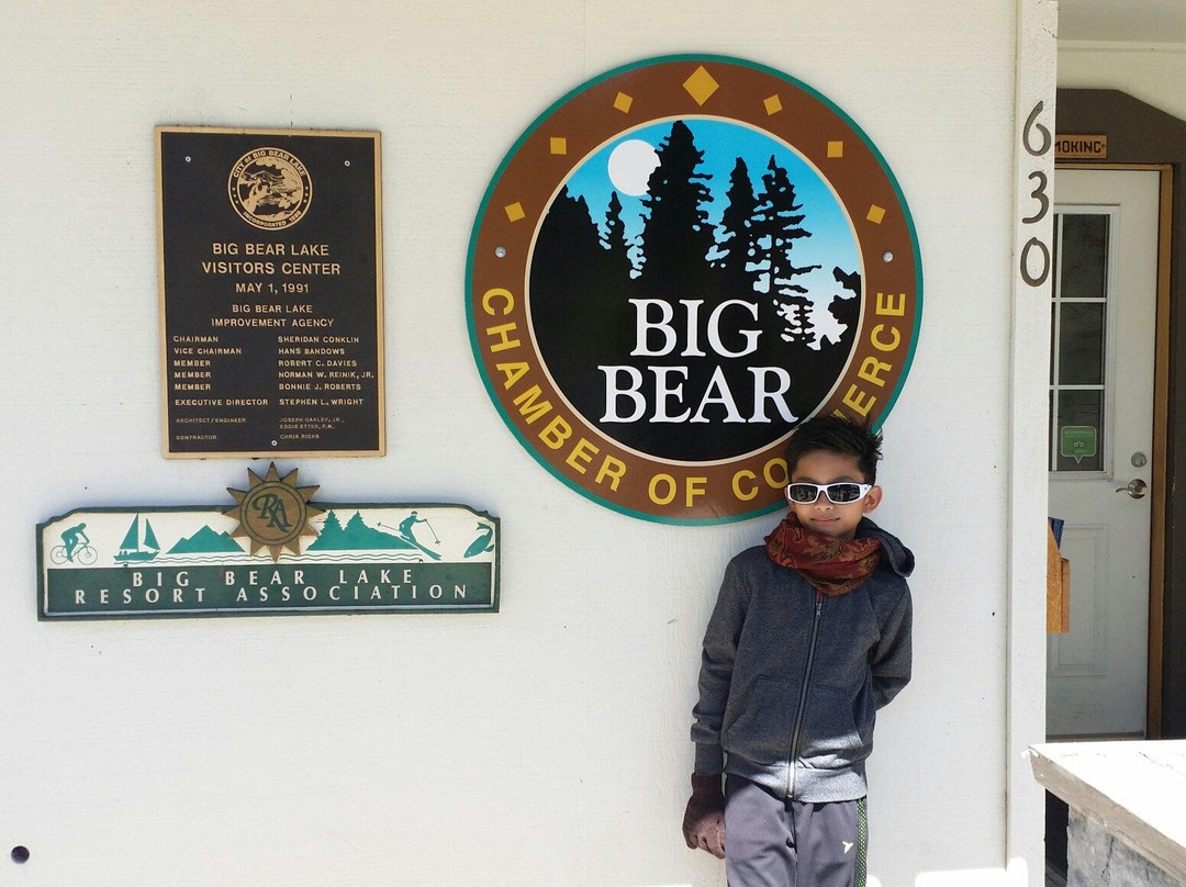 Big Bear Visitor Center-大熊湖必去景点