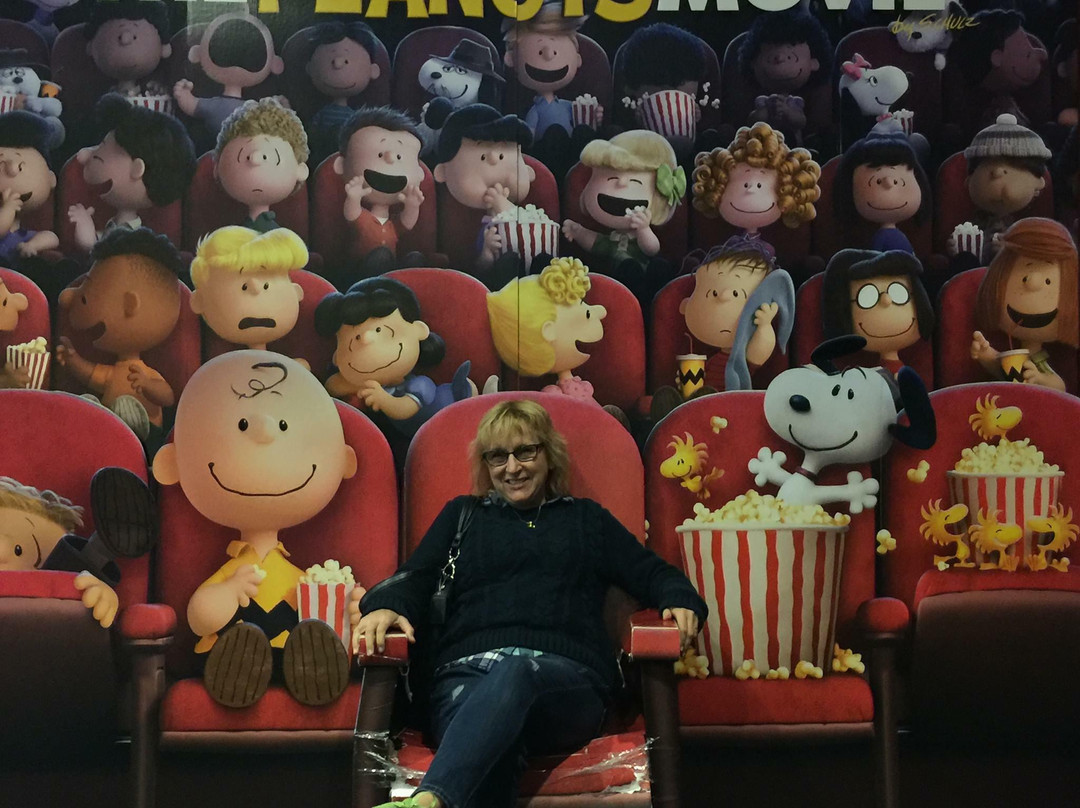 AMC Lakewood Towne Center 12景点图片