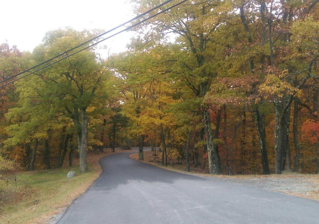 Mohawk State Forest-Cornwall必去景点