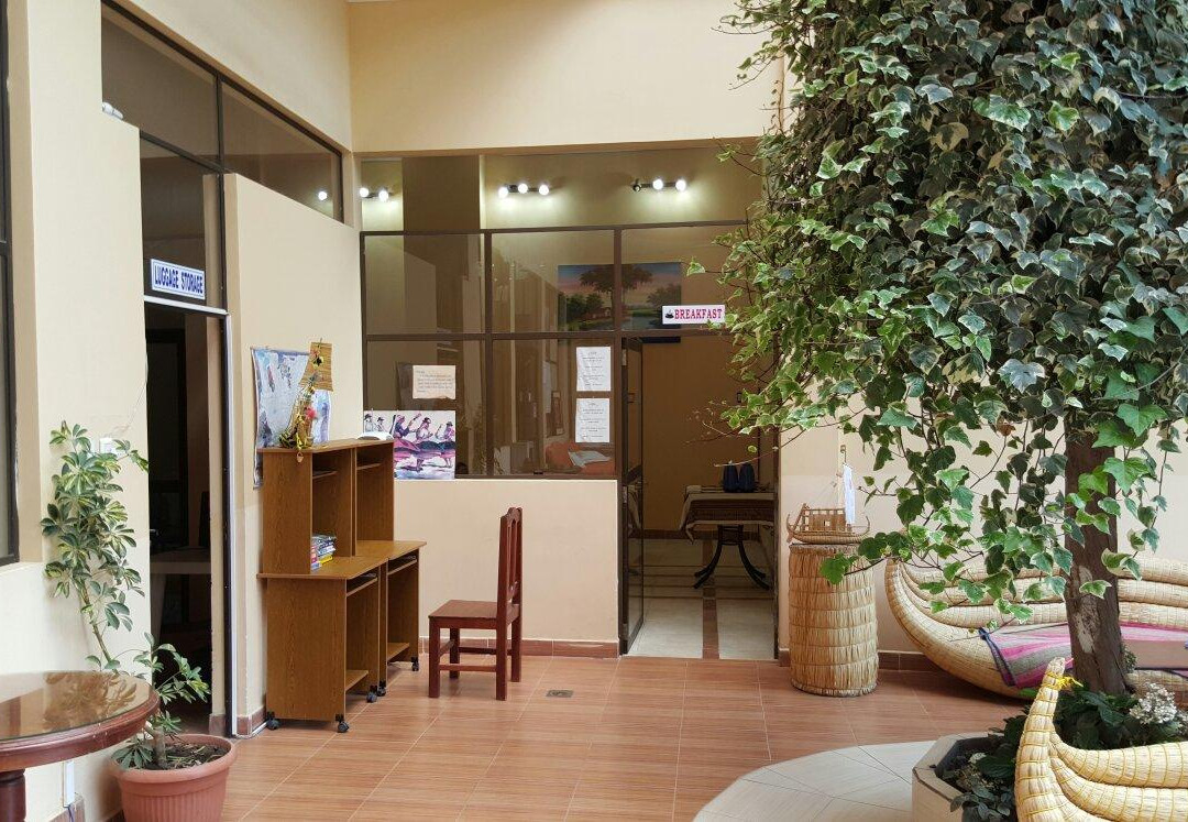 Hotel Perla Del Lago主图