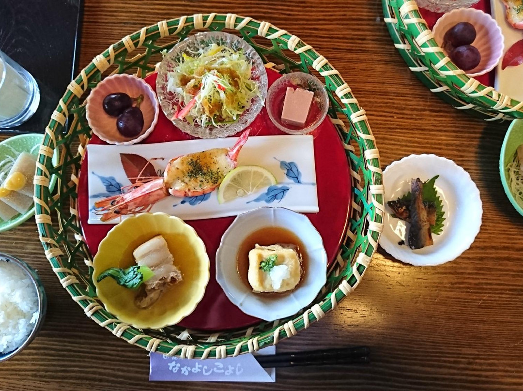 お食事処 なかよしこよし