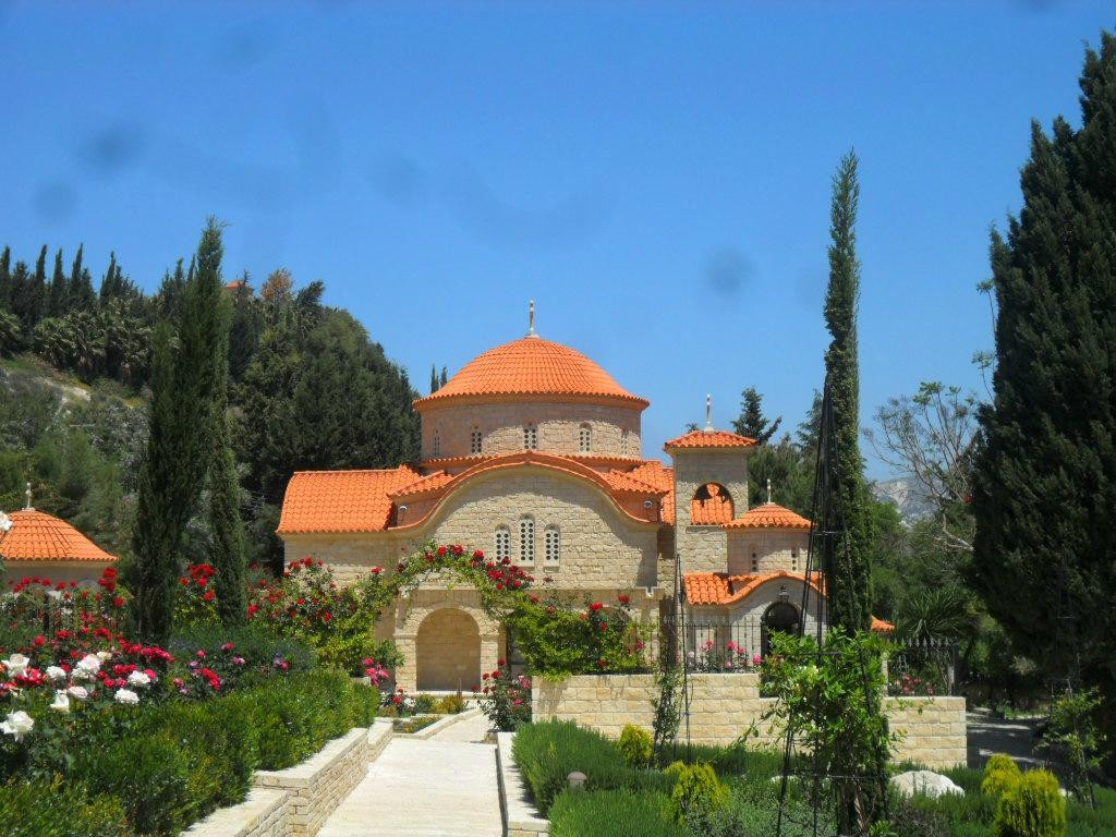 Monastery of St. George Alamanou景点图片