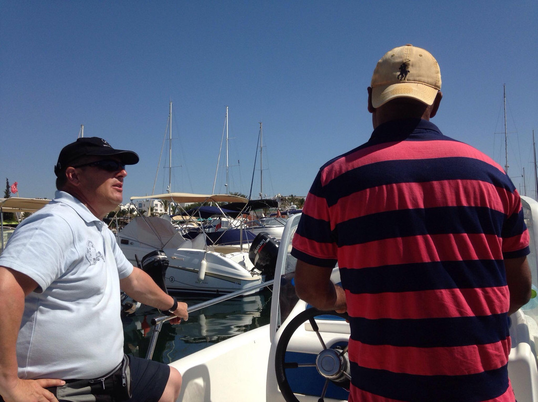 Yasmine Dive Center-哈玛麦德必去景点