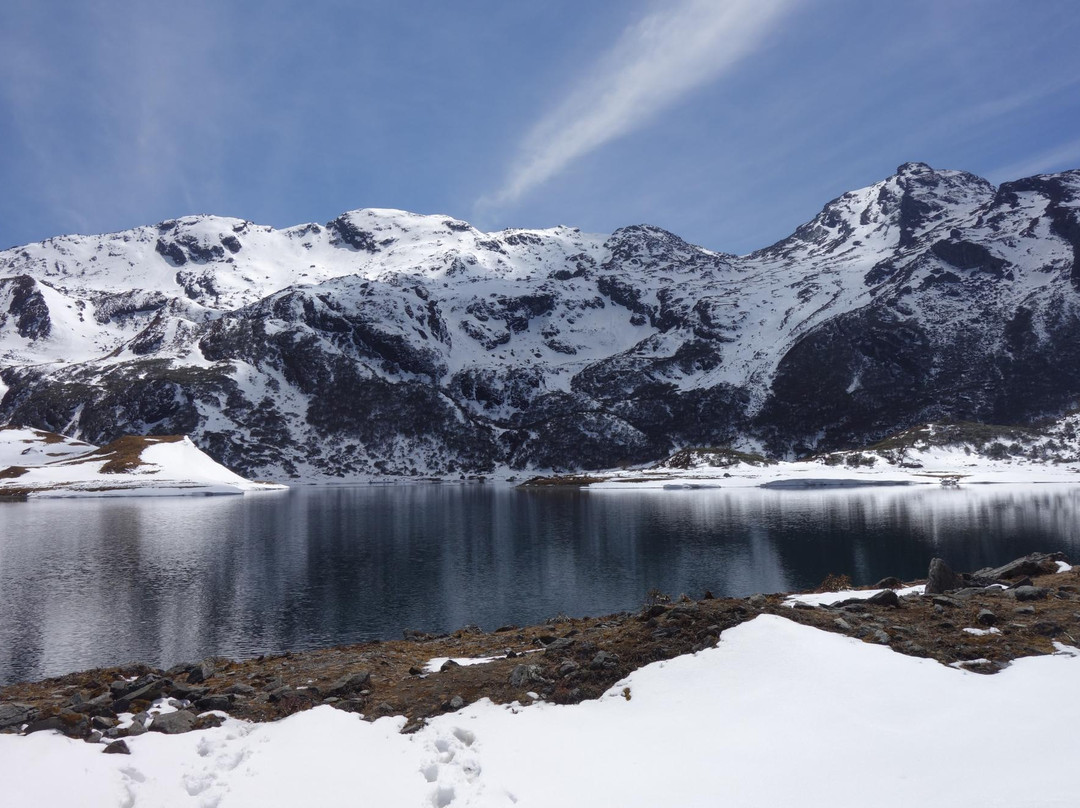 哈巴雪山景点图片