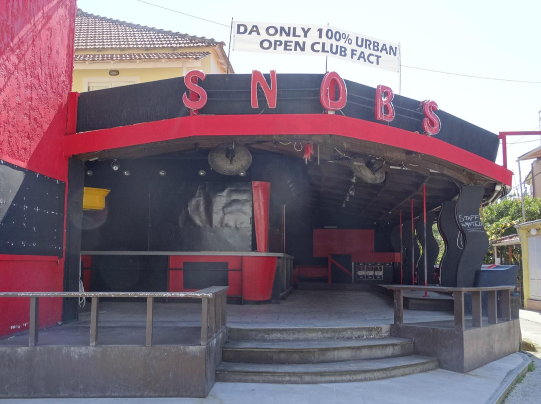 Snobs Bar-Kavos必去景点