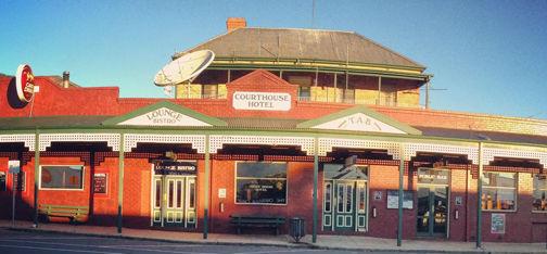 Corryong Courthouse Hotel-官方