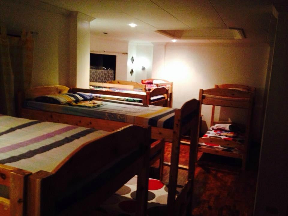 Cozee Monkey Backpackers